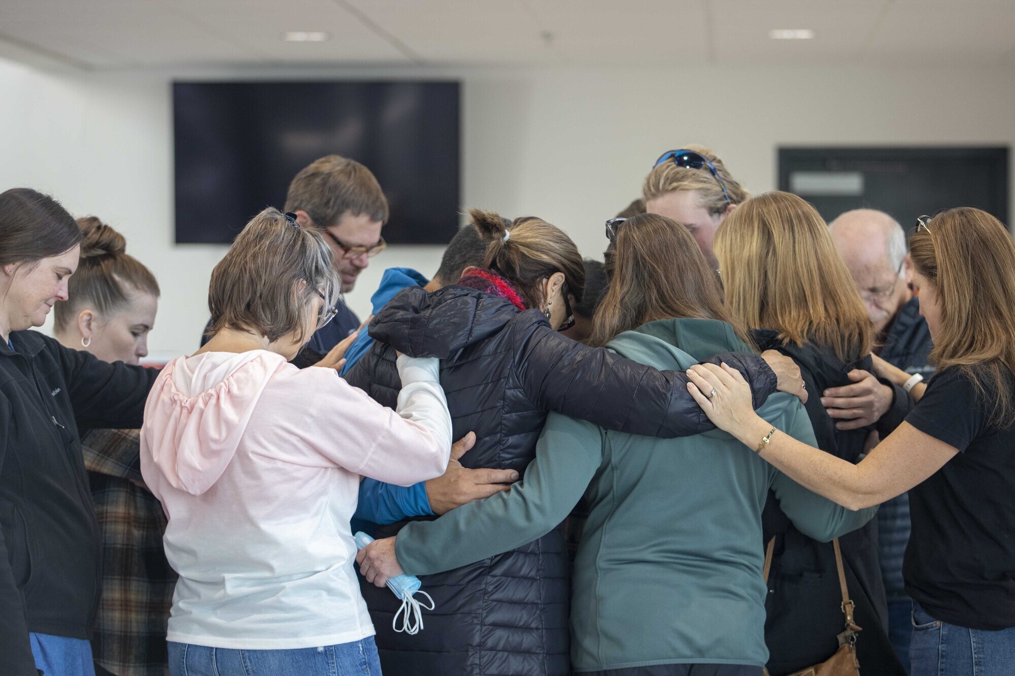 Moldova Team Oct 2022 Praying in Foyer